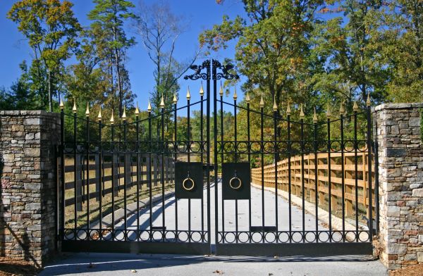 Redding Driveway Gate Service