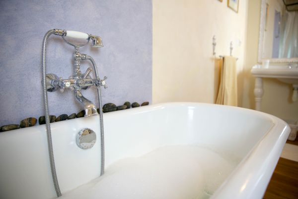 Redding Bathtub Refinishing